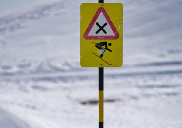 Heavy Snow Warning Explained: Safety Tips and Emergency Checklist