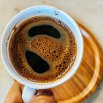 How Much Caffeine Is in Black Tea vs Coffee? Which One Gives More Energy?