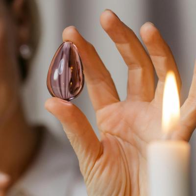 Mother of Pearl: The Timeless Gemstone of Elegance and Spiritual Healing