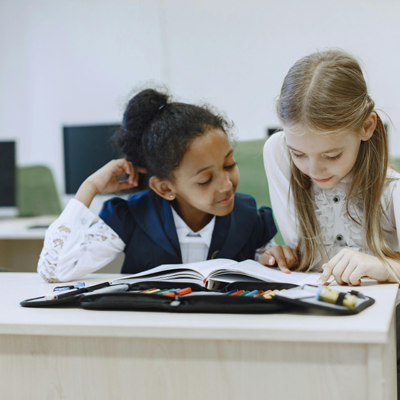 The Importance of a Well-Designed Girls School Uniform in Boosting Student Discipline