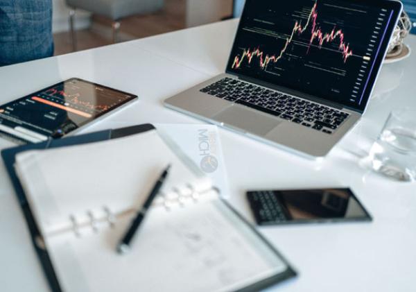 What Time Does the Stock Market Open? U.S. Market Hours in 2026