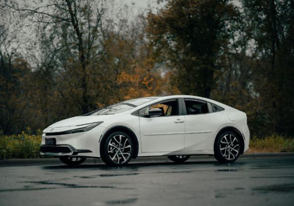 Hybrid Cars in 2026: Best Hybrid Cars to Buy in the USA