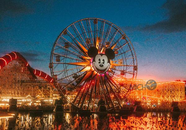 Disney California Adventure: Complete 2026 Travel Guide for First-Time Visitors