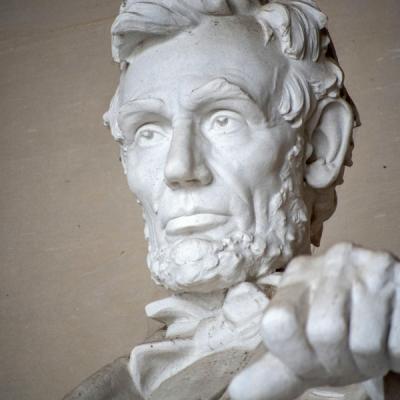 Abraham Lincoln’s Leadership Lessons: What Modern Entrepreneurs Can Learn